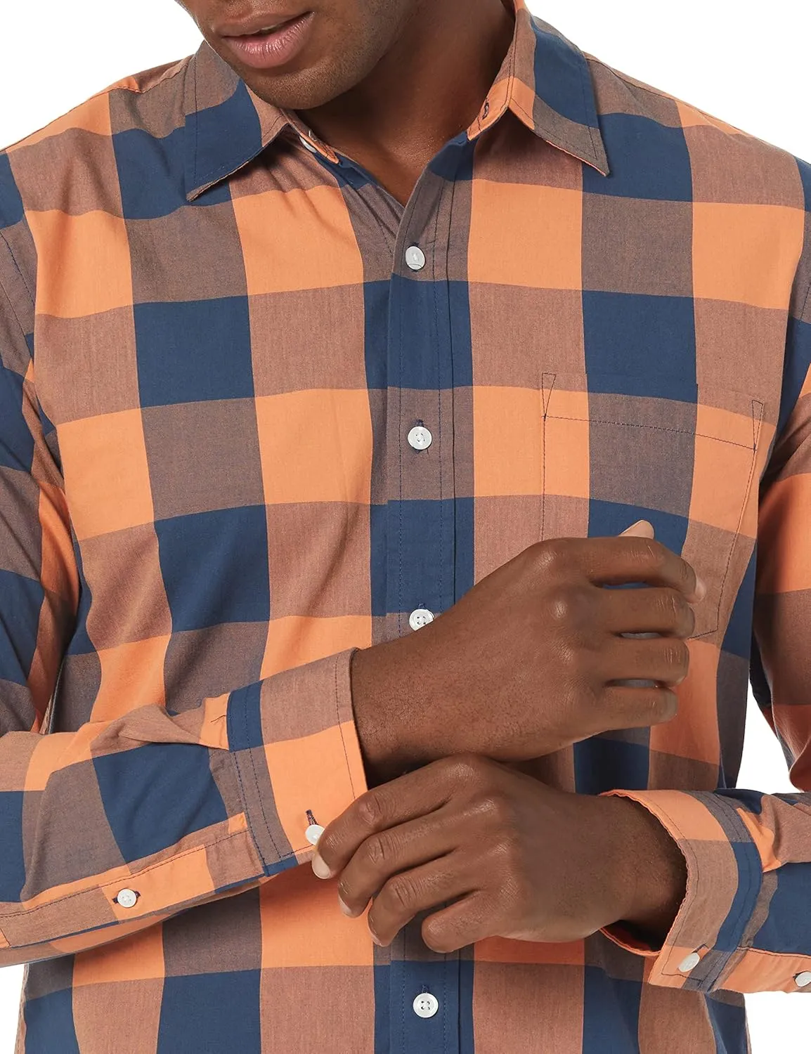 Amazon Essentials Men's Slim-Fit Long-Sleeve Poplin Shirt