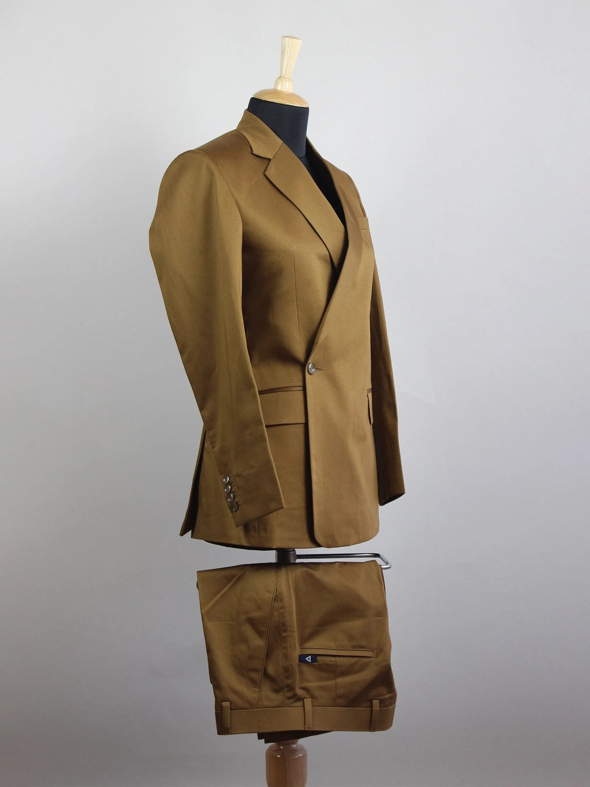 Classic Military-Inspired Outfit