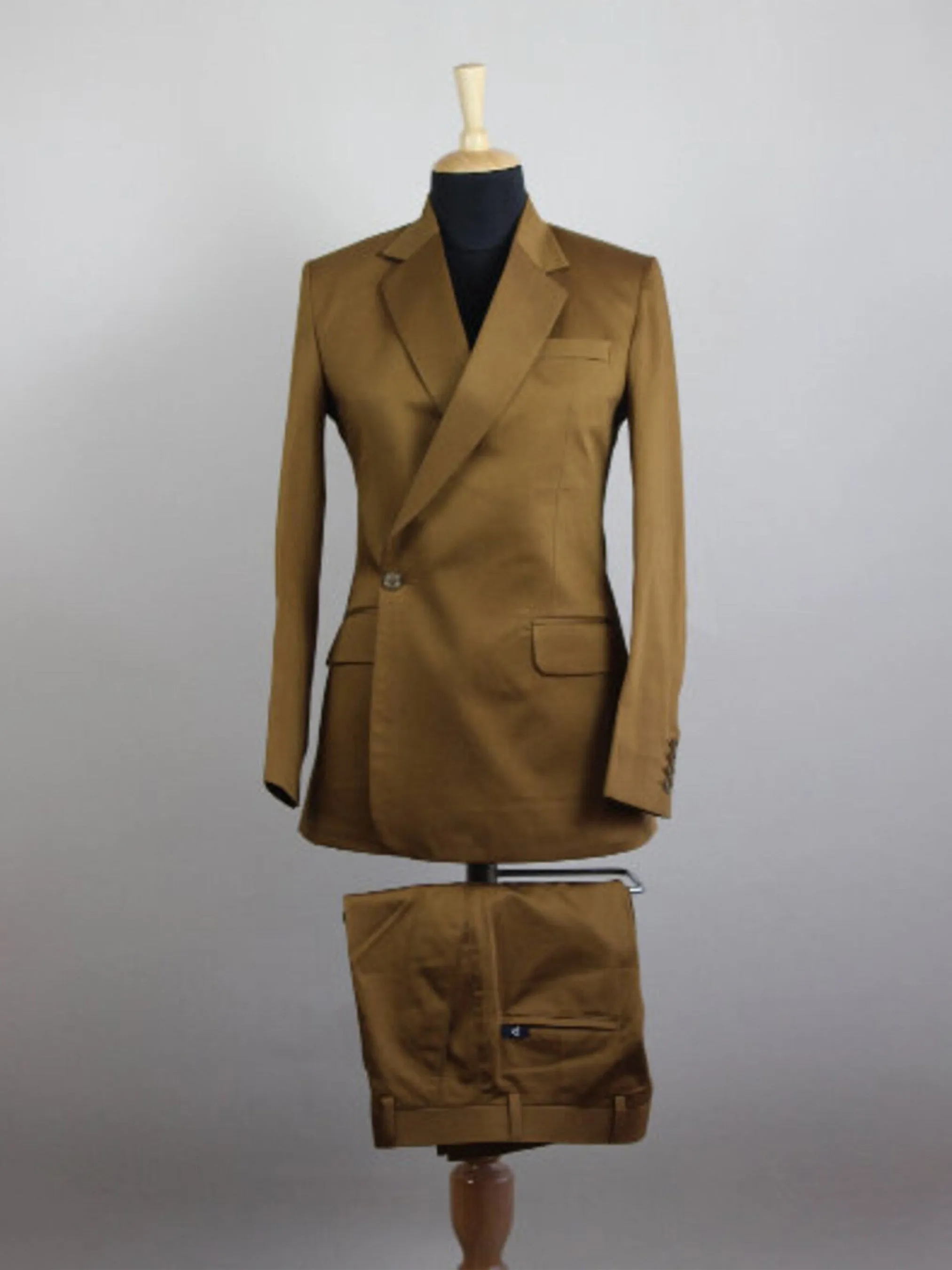 Classic Military-Inspired Outfit