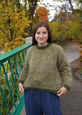 Handknit Tonal Green Crew Neck Jumper - S/M
