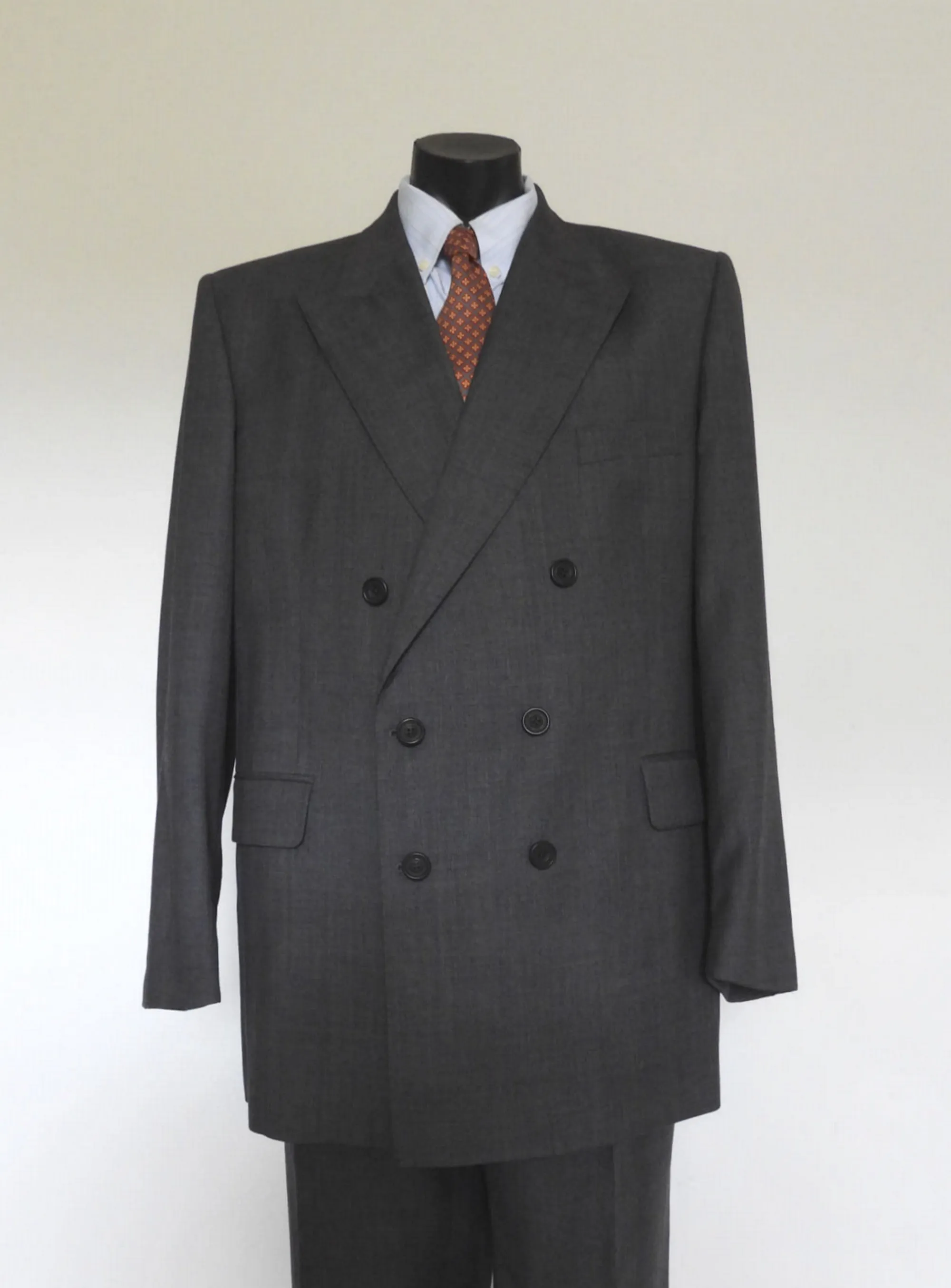 Savile Row Suit - Grey Double-breasted suit by Gieves & Hawkes - 46R