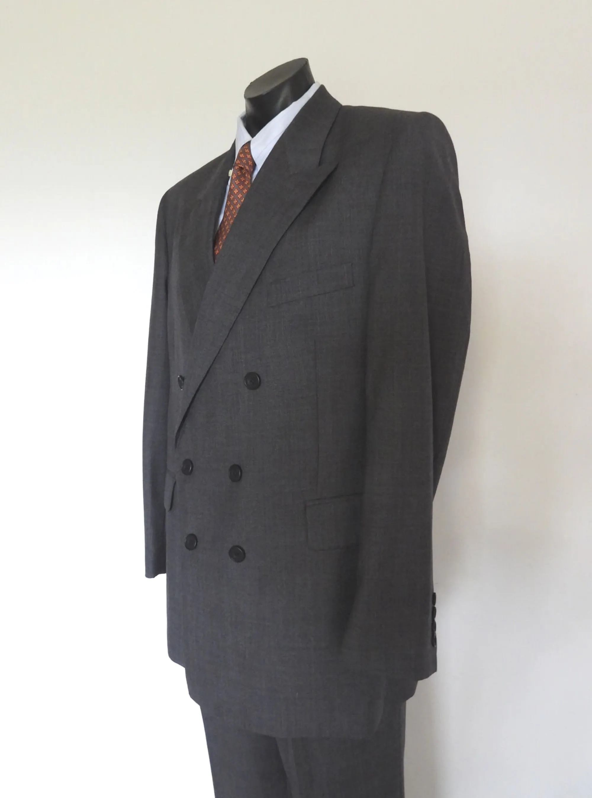 Savile Row Suit - Grey Double-breasted suit by Gieves & Hawkes - 46R