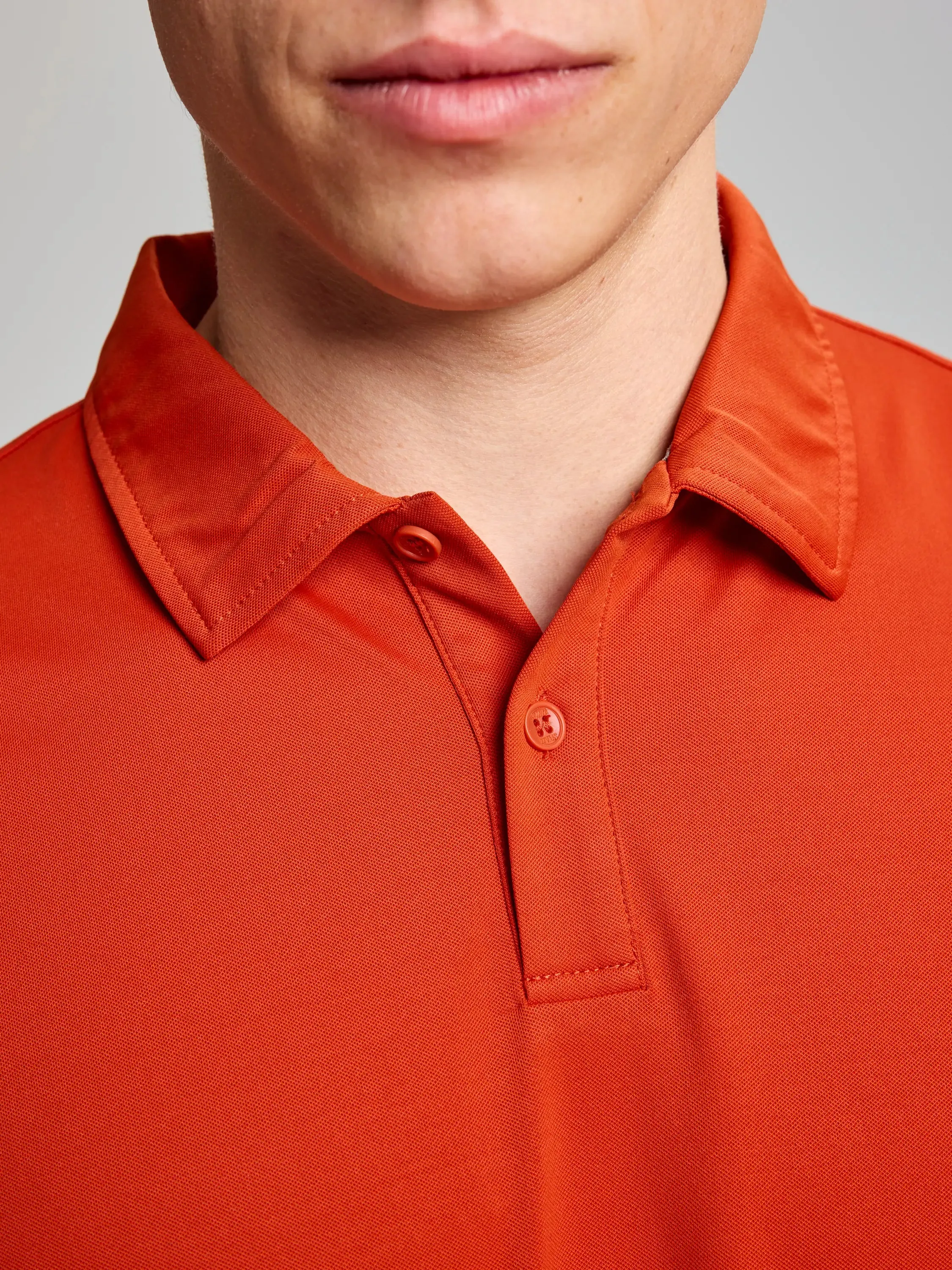 TECH PIQUE POLO SHORT SLEEVE